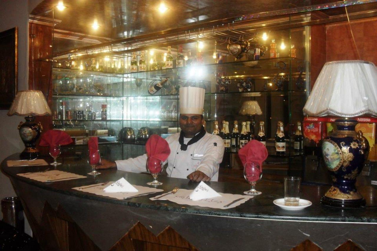 Hotel Crown Plaza Lahore Exterior foto