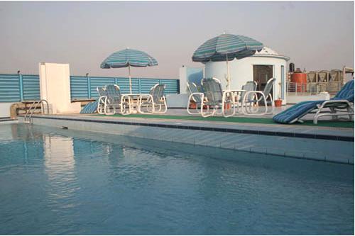 Hotel Crown Plaza Lahore Exterior foto